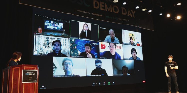 Seoul Government Startup Center Demo Day.