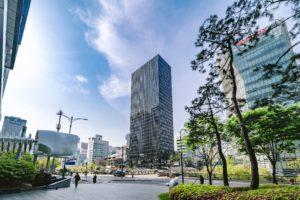 Seoul Tourism Plaza, opened in Samil Building in Jongno-gu t to help the tourism industry in Seoul overcome the COVID-19 crisis and recover.