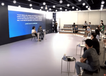 A special session with Korean teachers at the HTHT 2021. (Photo: TV Chosun)