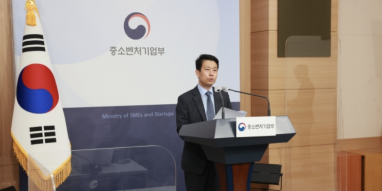 Lim Jung-wook, head of the Startup and Venture Innovation Office at the Ministry of SMEs and Startup