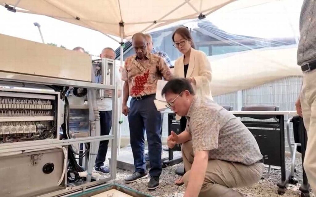 Bill Gates spotlights Korea’s With Masters in a US$8.5M Gates Foundation project advancing eco-friendly Household Reinvented Toilets for global sanitation.
